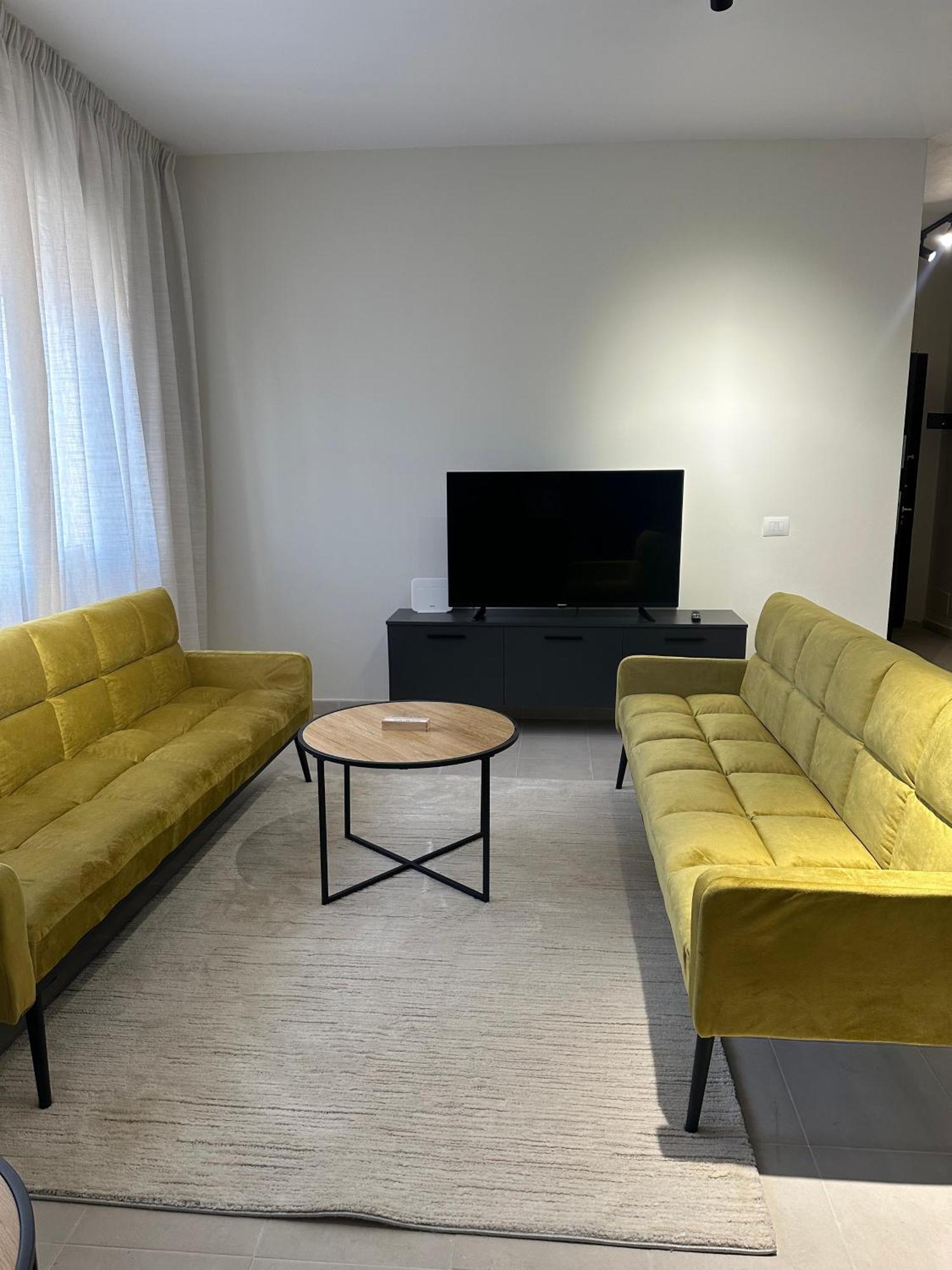 New Bazar - 2 Rooms Apartment Tirana Exterior photo
